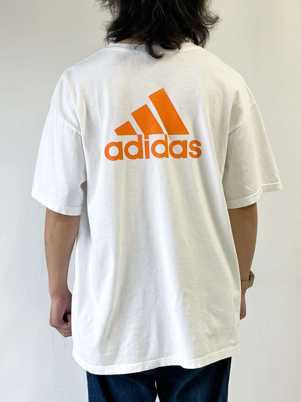 古着–00's adidas バックロゴ プリント Tシャツ – 【古着通販