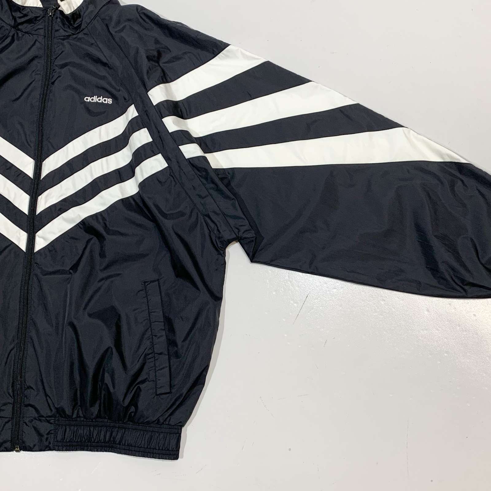 古着–90's adidas ラグラン ナイロン ジャケット – 【古着通販